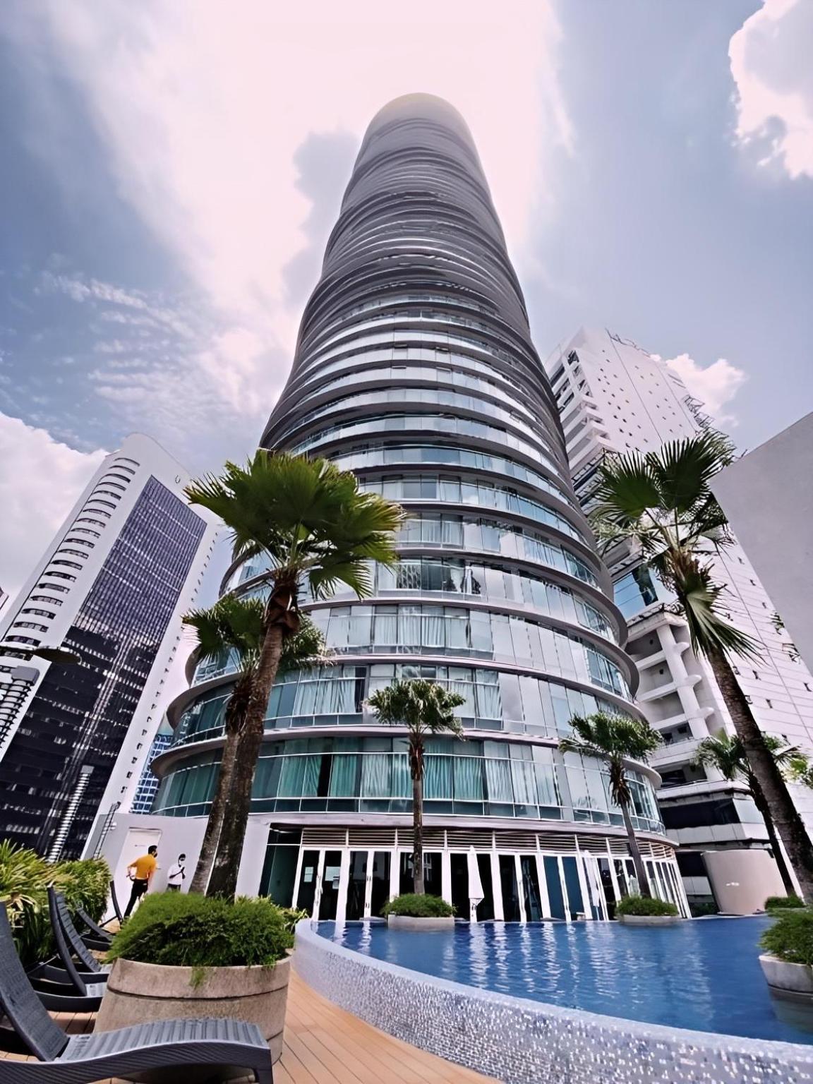 Vortex Hotel Suites Klcc At Kuala Lumpur City Center エクステリア 写真