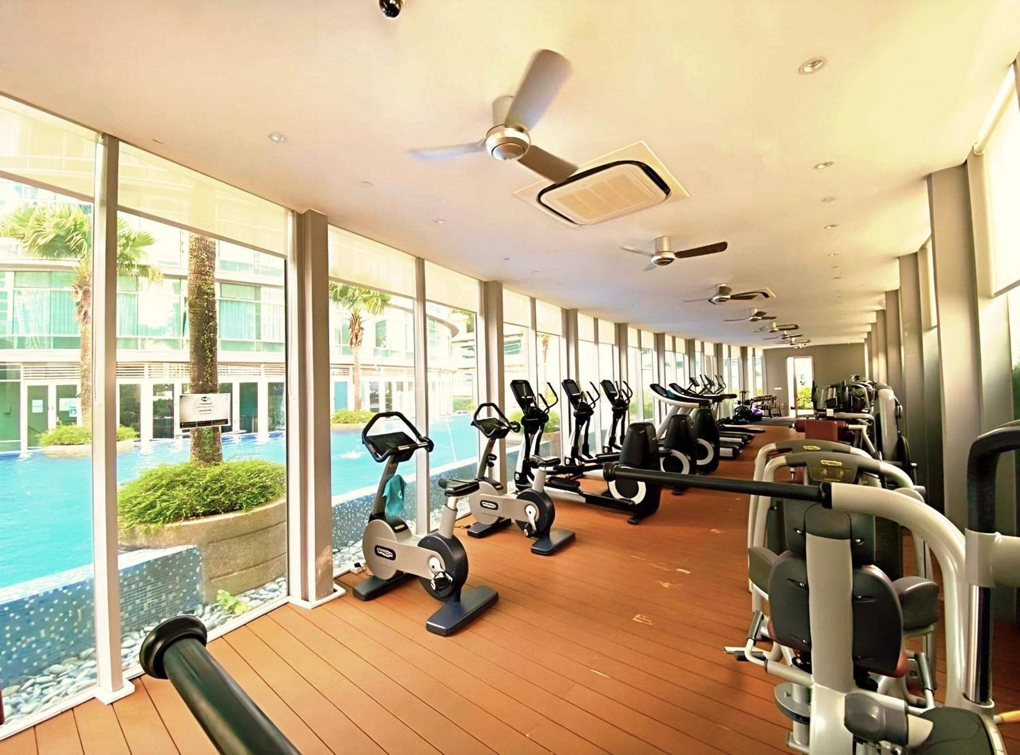 Vortex Hotel Suites Klcc At Kuala Lumpur City Center エクステリア 写真