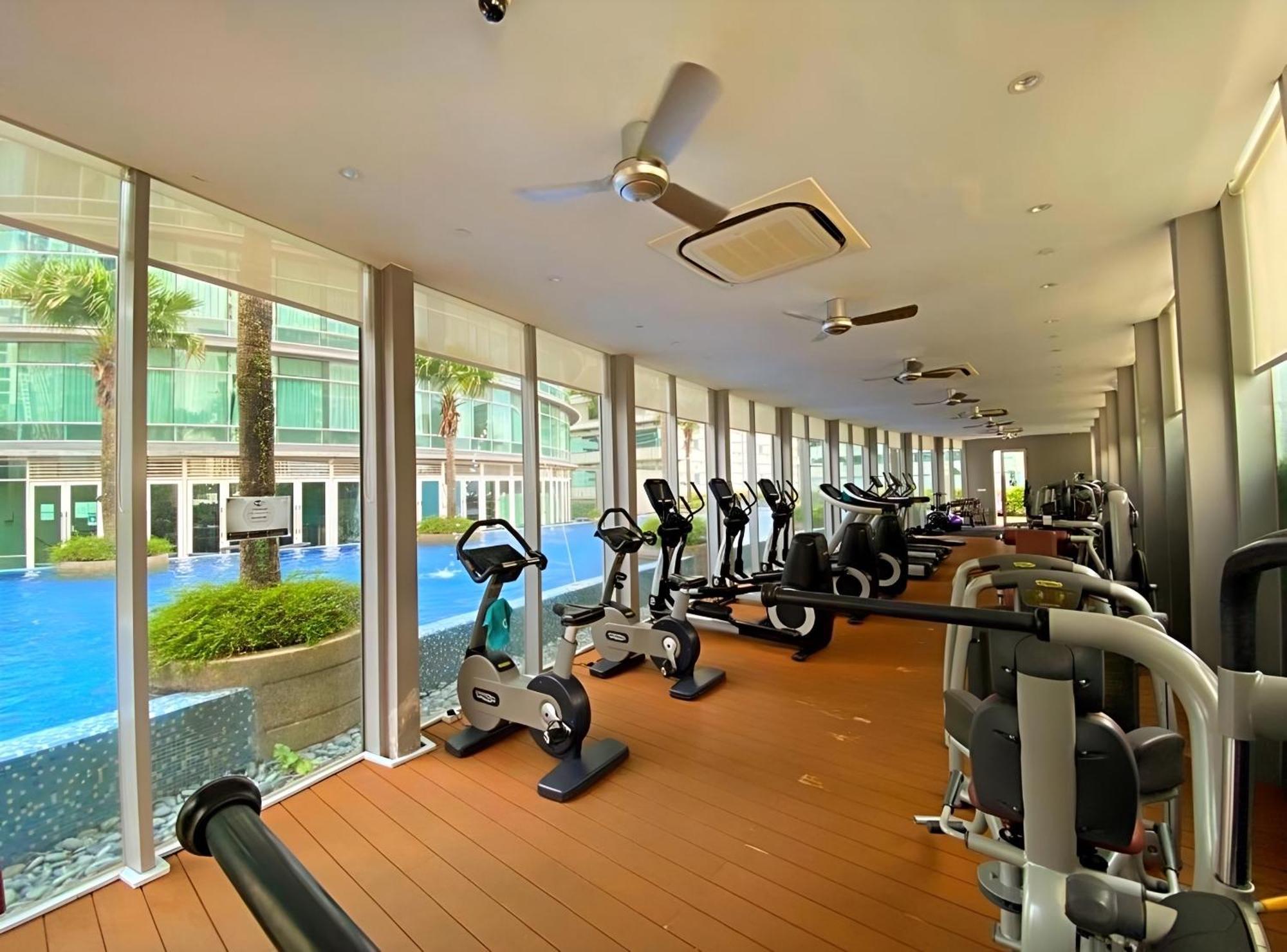 Vortex Hotel Suites Klcc At Kuala Lumpur City Center エクステリア 写真