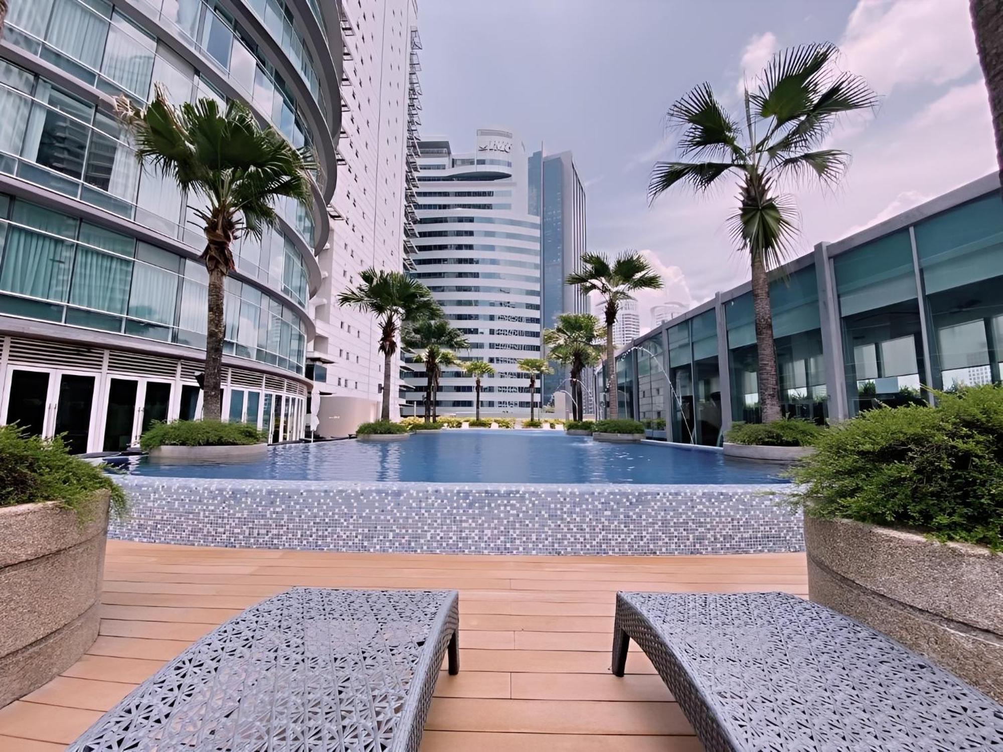 Vortex Hotel Suites Klcc At Kuala Lumpur City Center エクステリア 写真